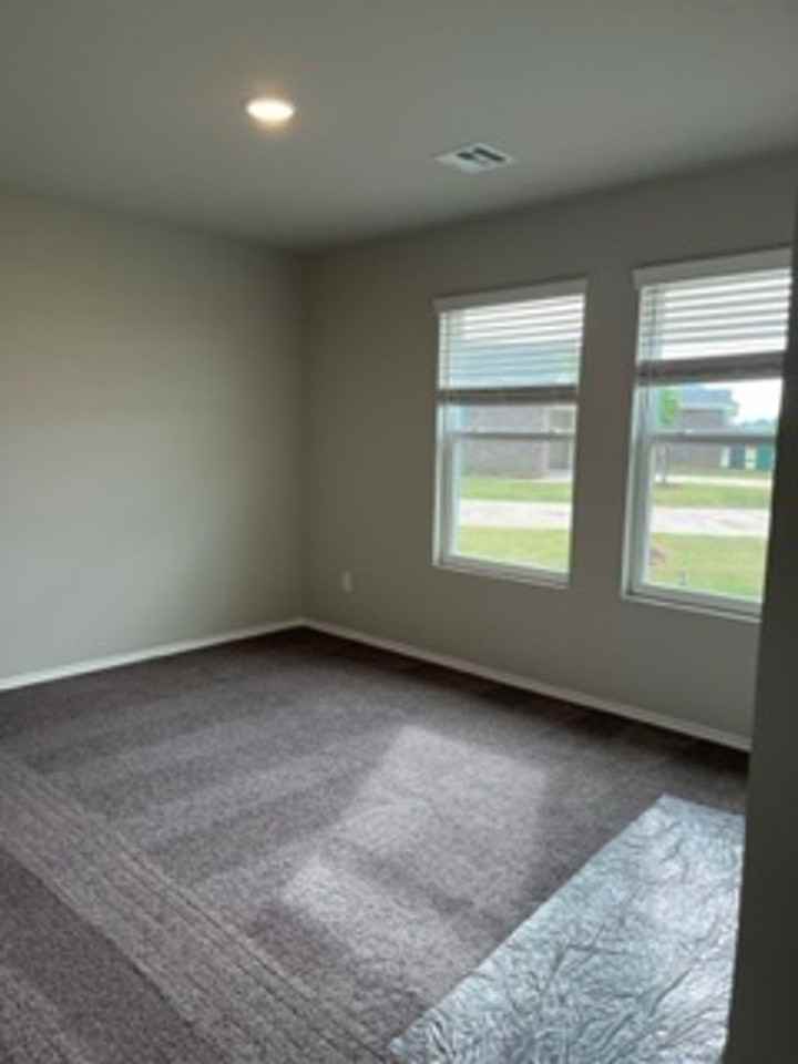 19545 Conway Dr - Photo 3 of 17