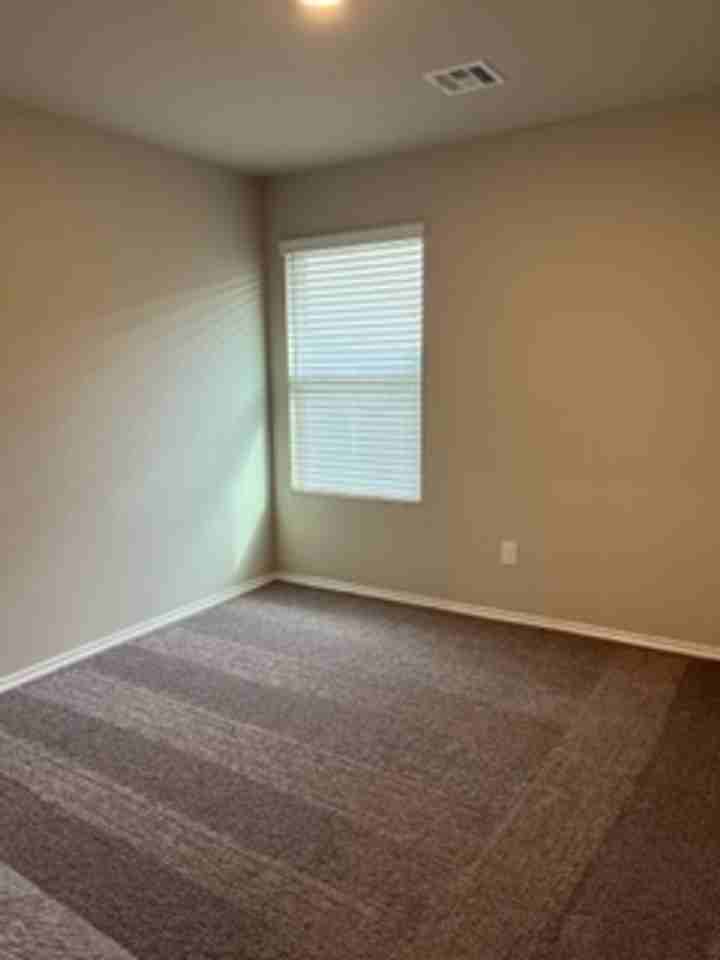 19545 Conway Dr - Photo 4 of 17