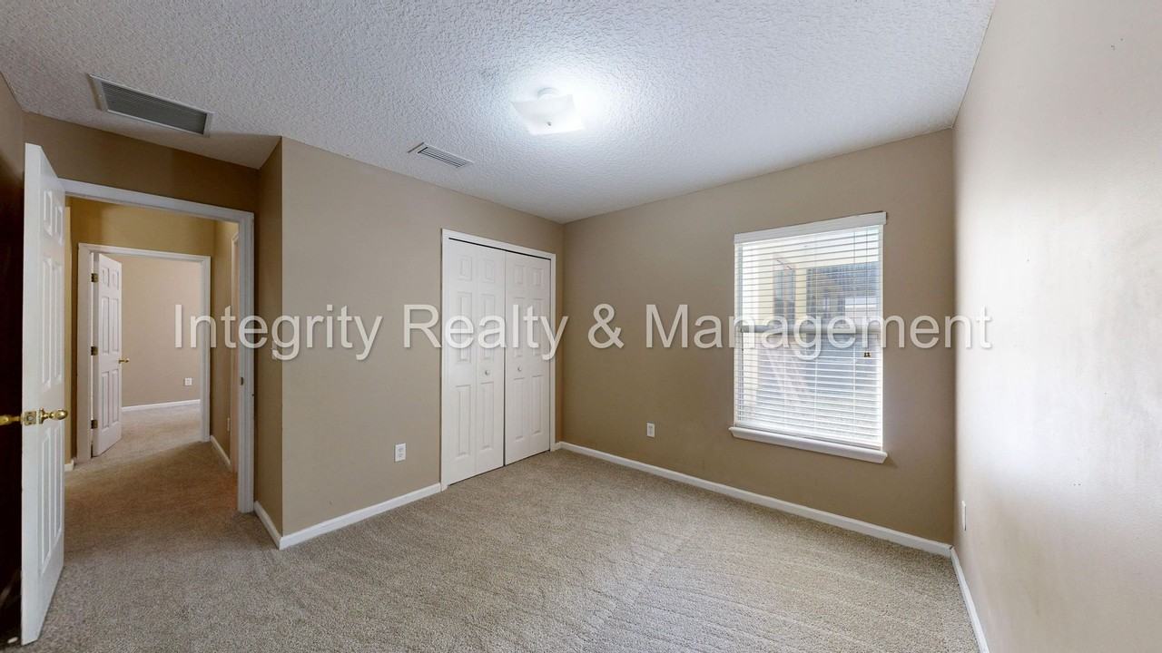 2234 Cherokee Cove Trl - Photo 4 of 27