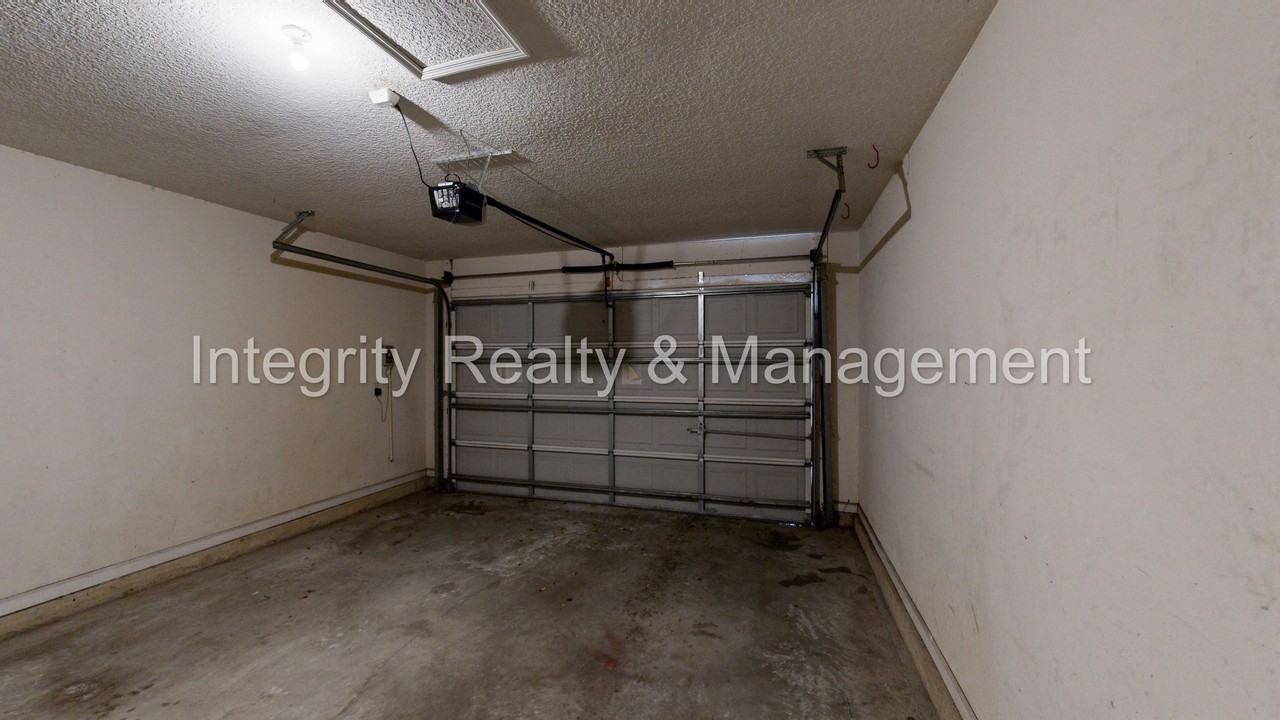 2234 Cherokee Cove Trl - Photo 6 of 27