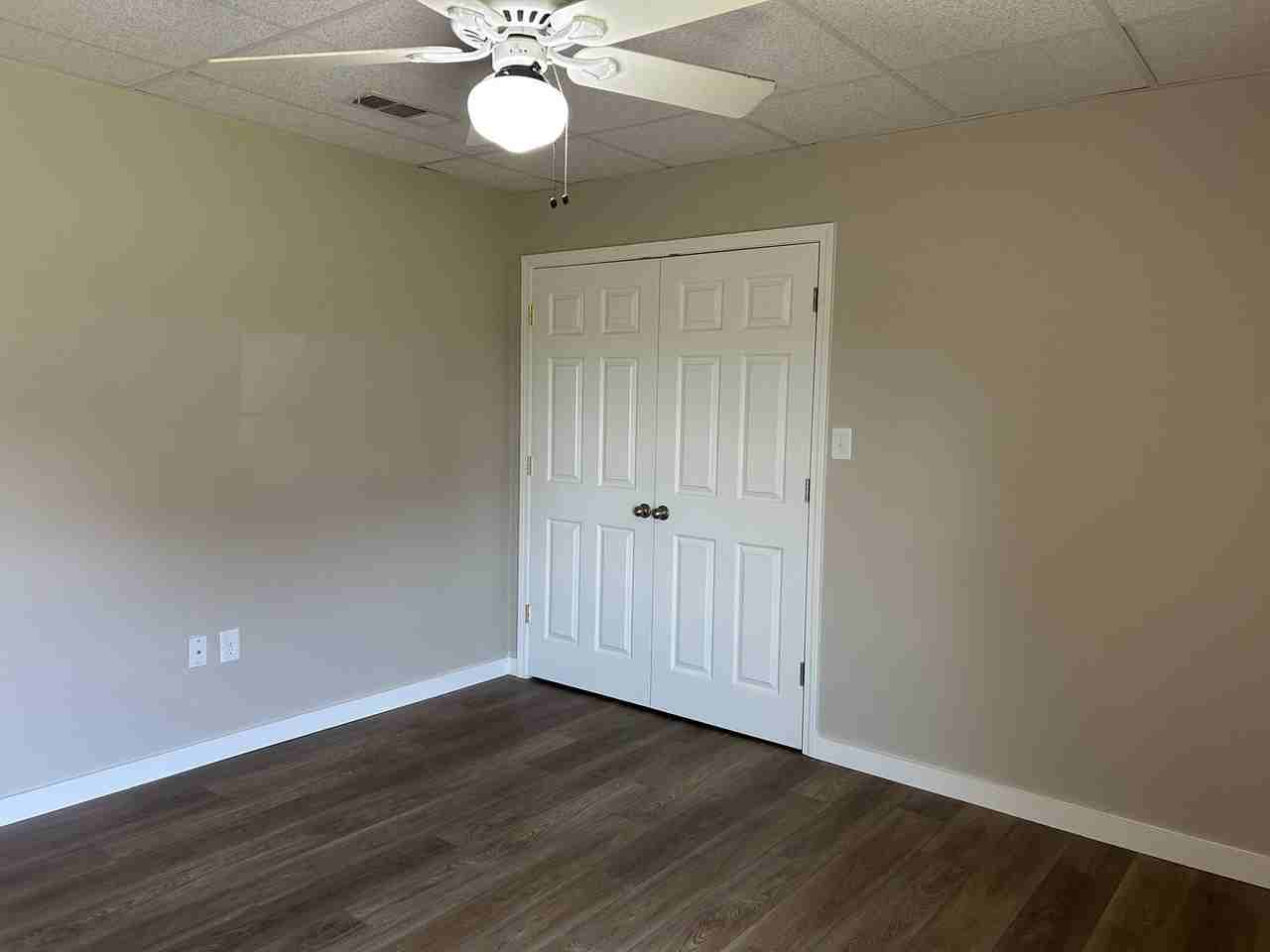 4 Silver Hills Ln - Photo 5 of 20