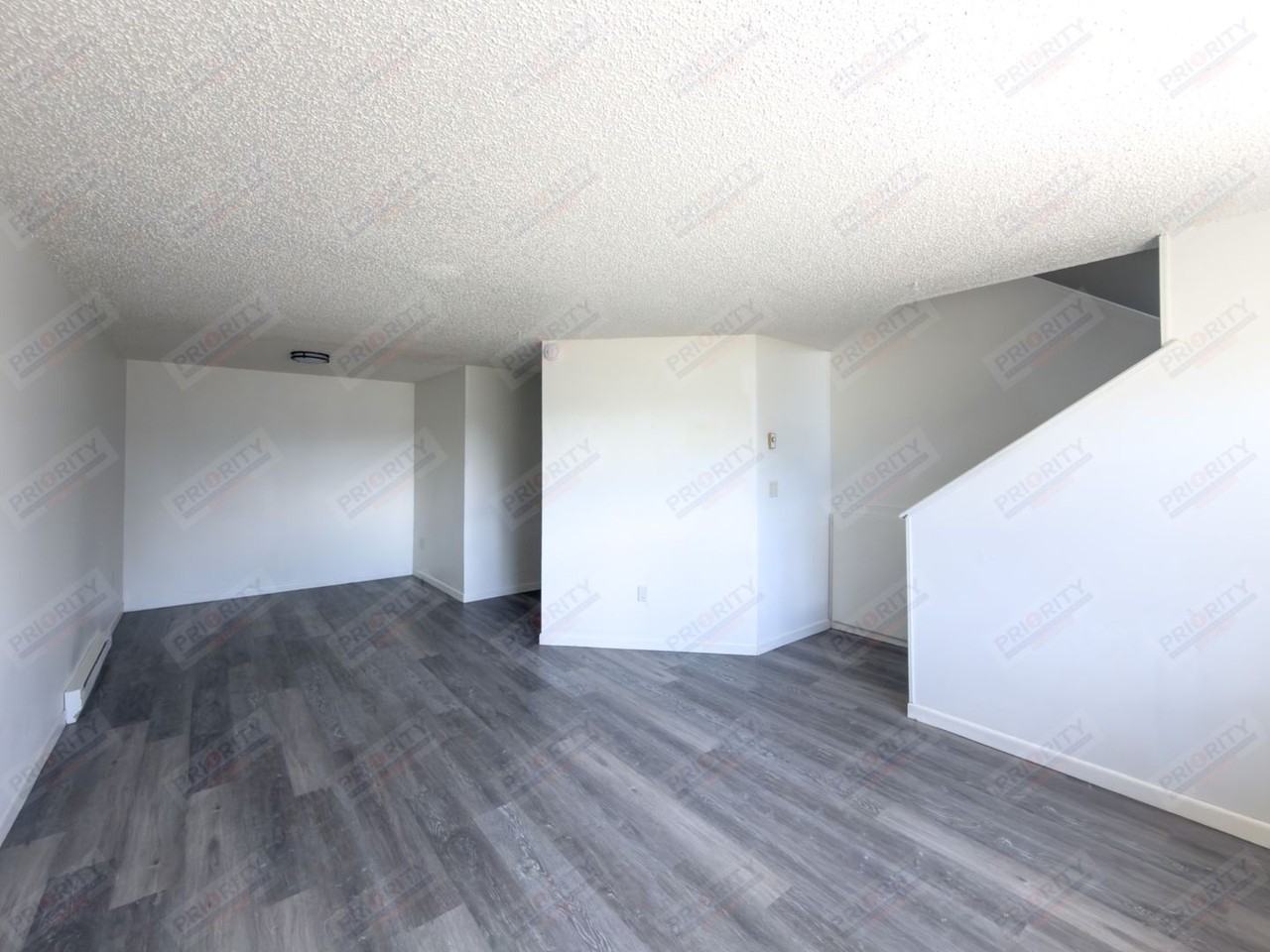 2711 Rapid St - Photo 3 of 31