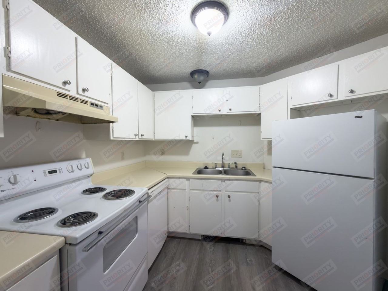 2711 Rapid St - Photo 6 of 31