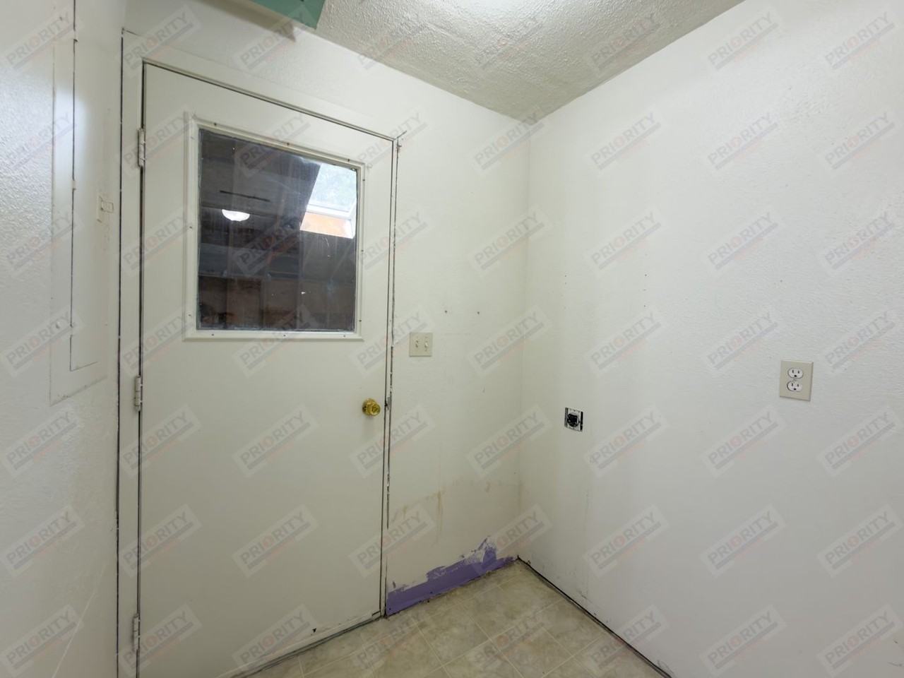2711 Rapid St - Photo 7 of 31