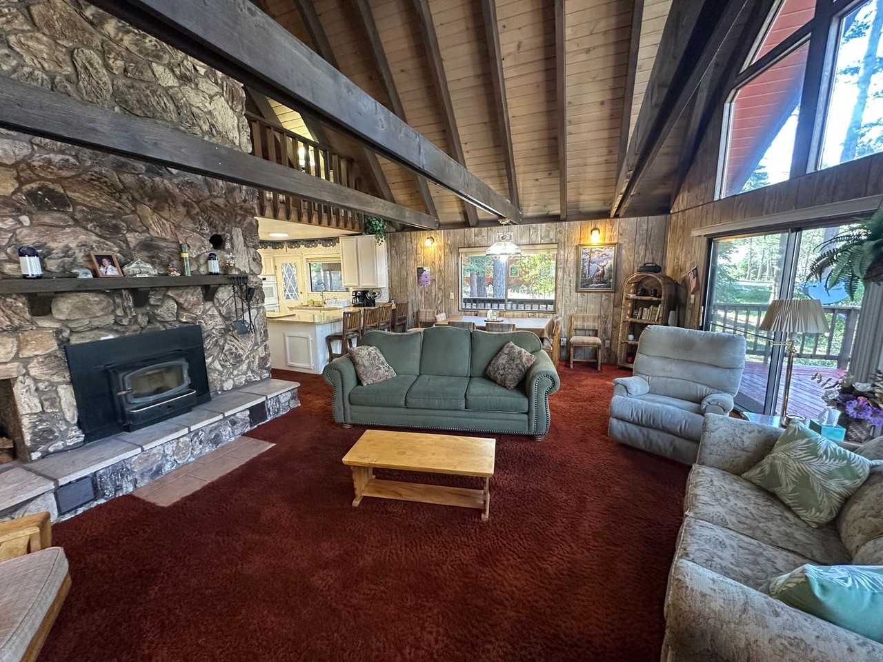 14619 Christie Ln - Photo 4 of 20
