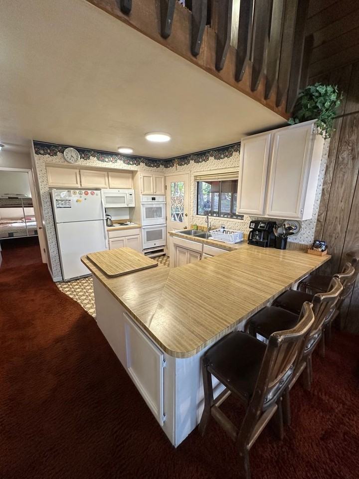 14619 Christie Ln - Photo 6 of 20