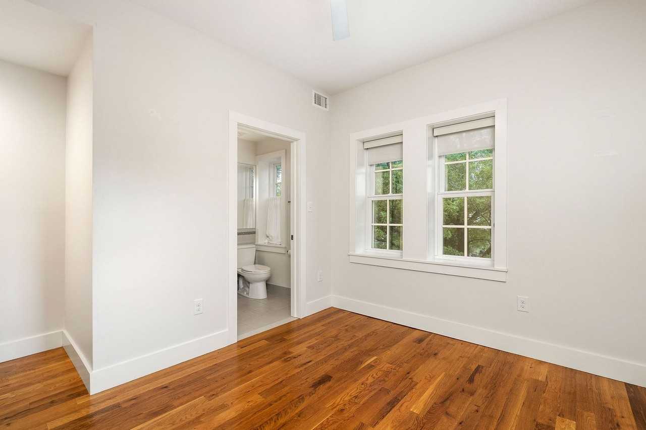 205 Witherspoon St - Photo 5 of 23