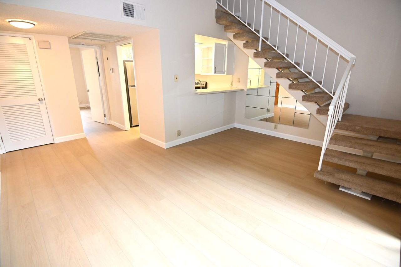 1034 Summermist Ct - Photo 3 of 26