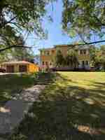 featured image of 605 605 - 607 Leicester Ave