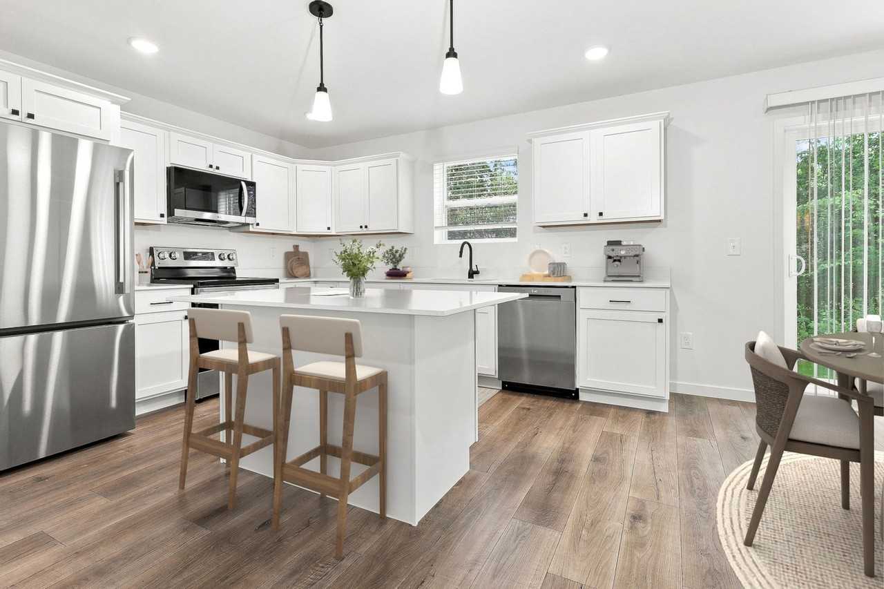 3190 Quail Ridge Ct - Photo 2 of 30