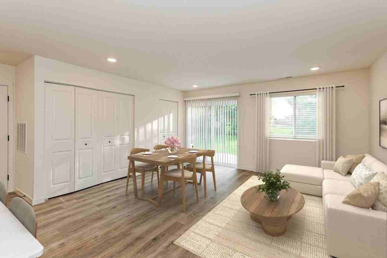 1119 Plymouth St - Photo 5 of 29