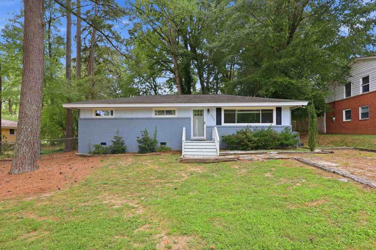 3205 Crandon Ln - Photo 2 of 22