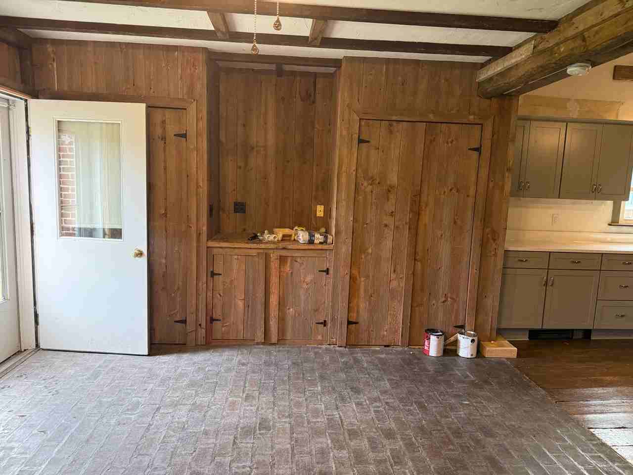 323 W King St - Photo 5 of 16