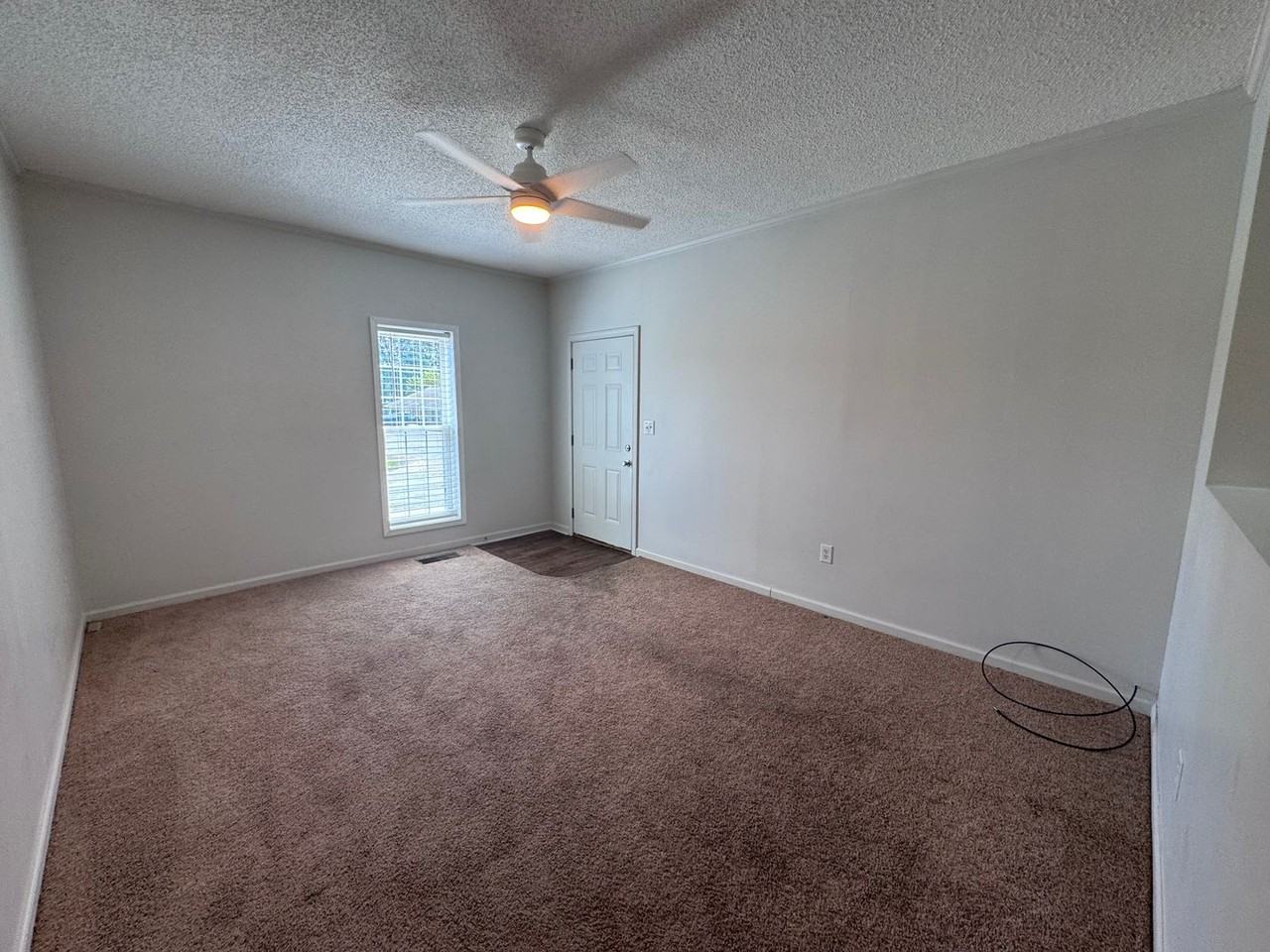 130 Drivers Rd - Photo 5 of 17