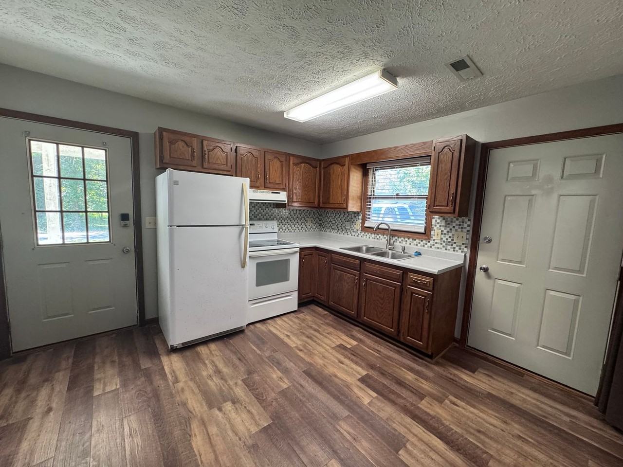 129 Herzog Ln #A - Photo 3 of 16