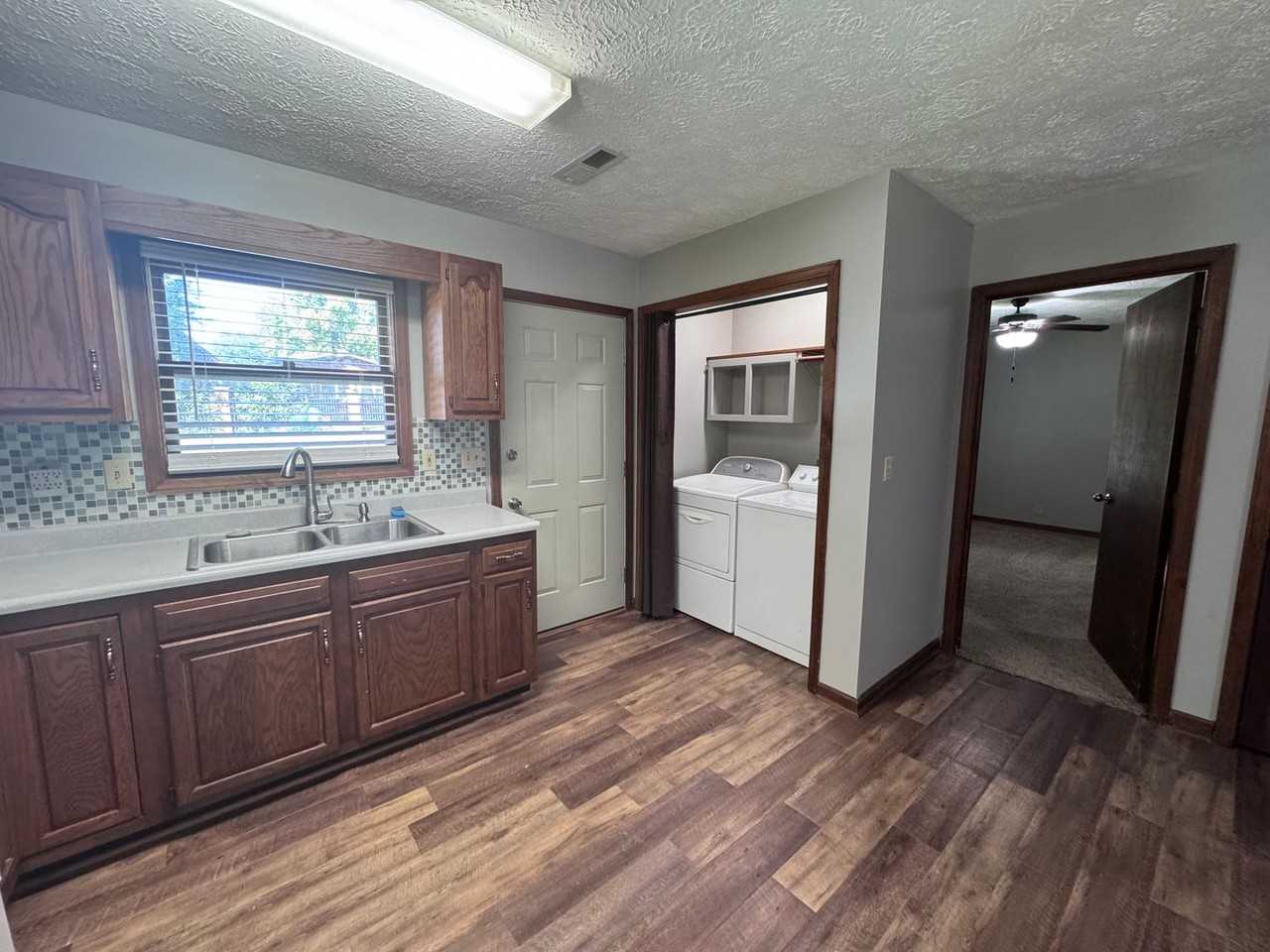 129 Herzog Ln #A - Photo 4 of 16