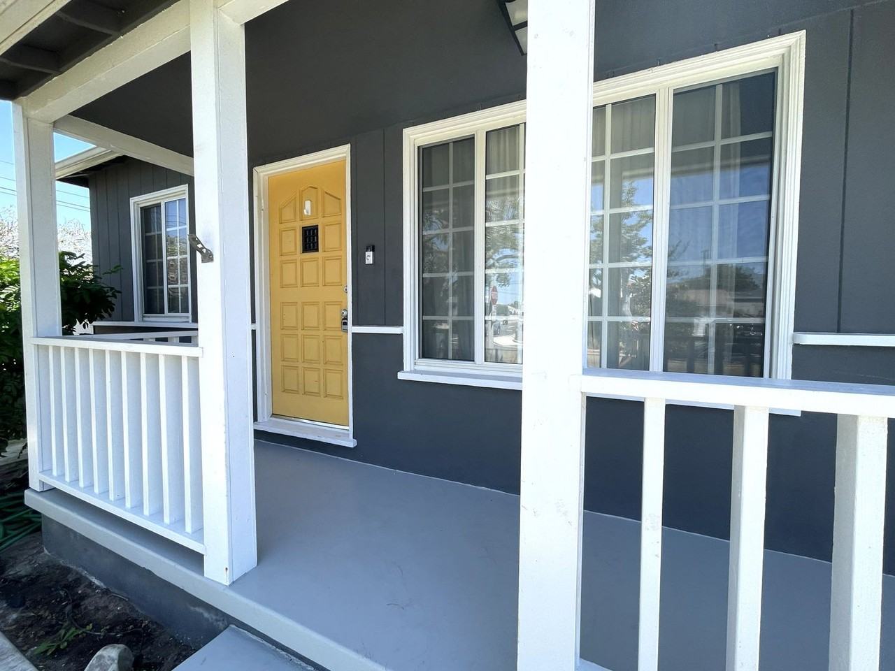 2618 Spreckels Ln - Photo 2 of 19