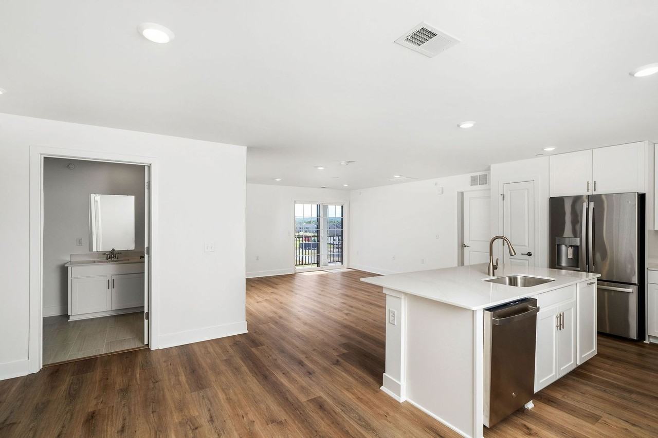 2301 2301 Jacob Francis Way - Photo 3 of 30