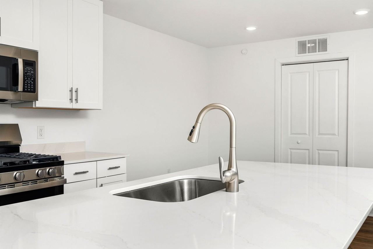 2301 2301 Jacob Francis Way - Photo 6 of 30