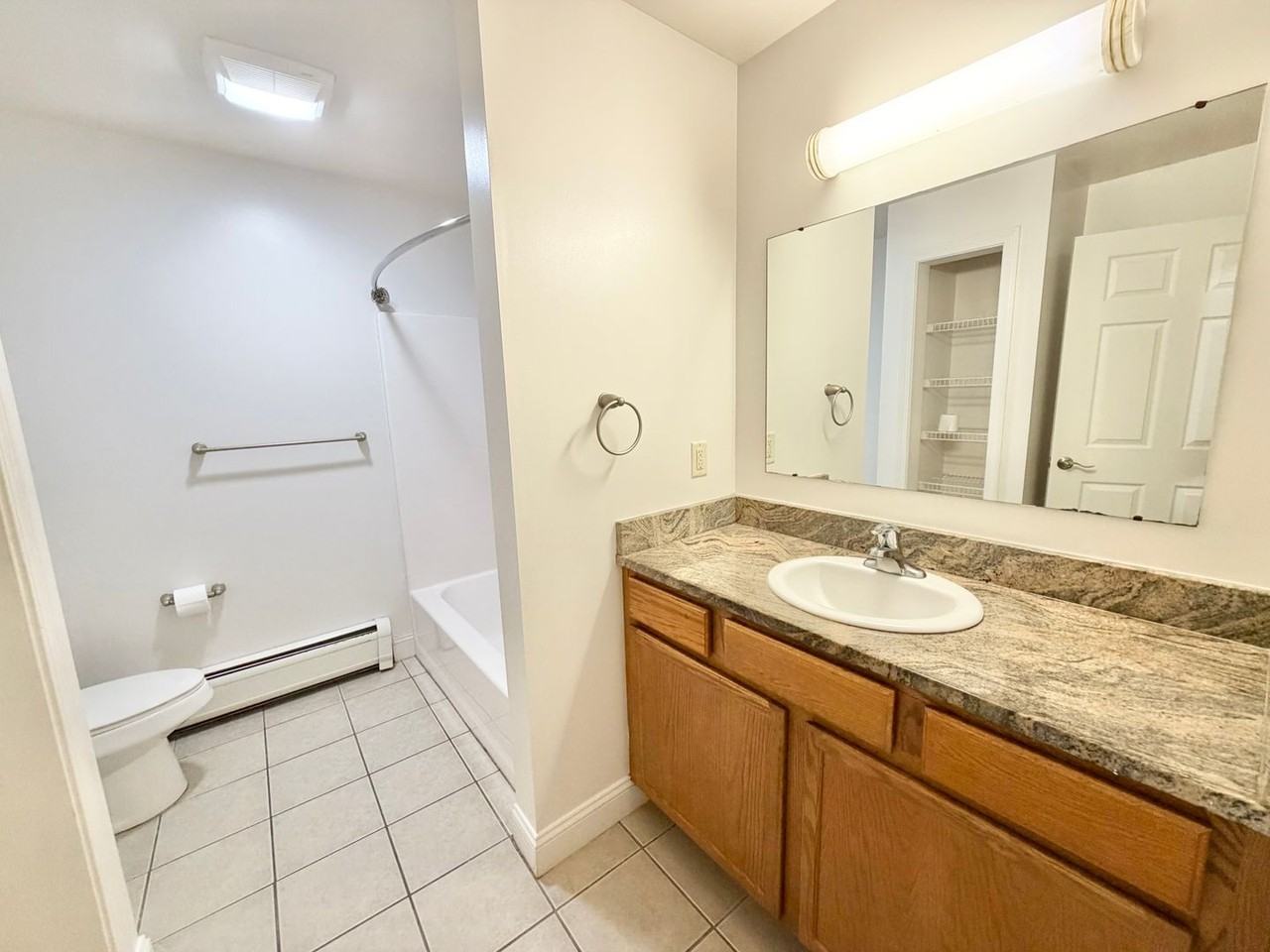 235 Pearl St - Photo 7 of 15