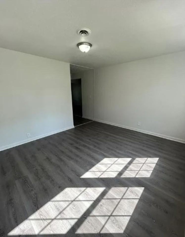 519 Saint Leo Dr - Photo 2 of 5