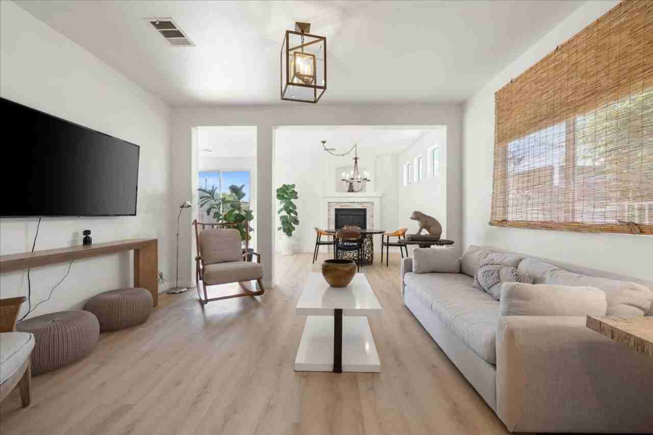 3602 April Springs St - Photo 4 of 20