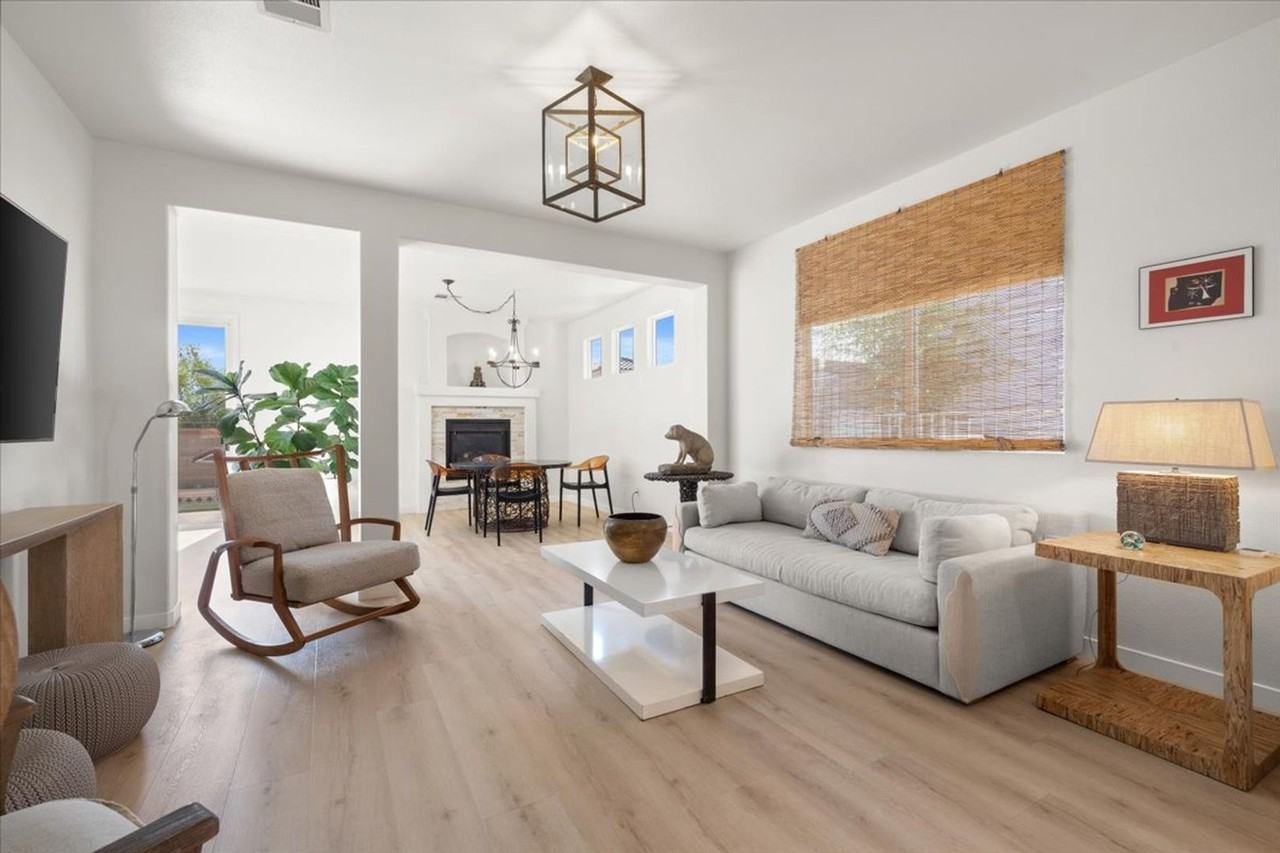 3602 April Springs St - Photo 5 of 20