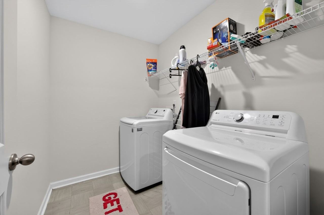 4127 Village Blvd Nw - Photo 4 of 25