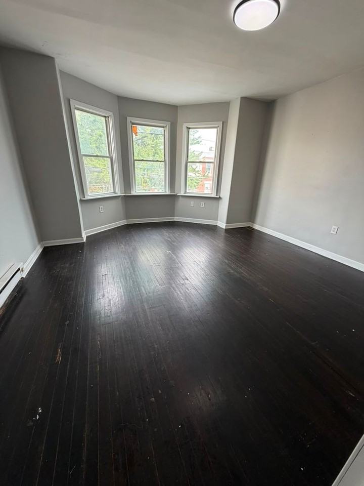 240 S 61st St - Photo 7 of 8