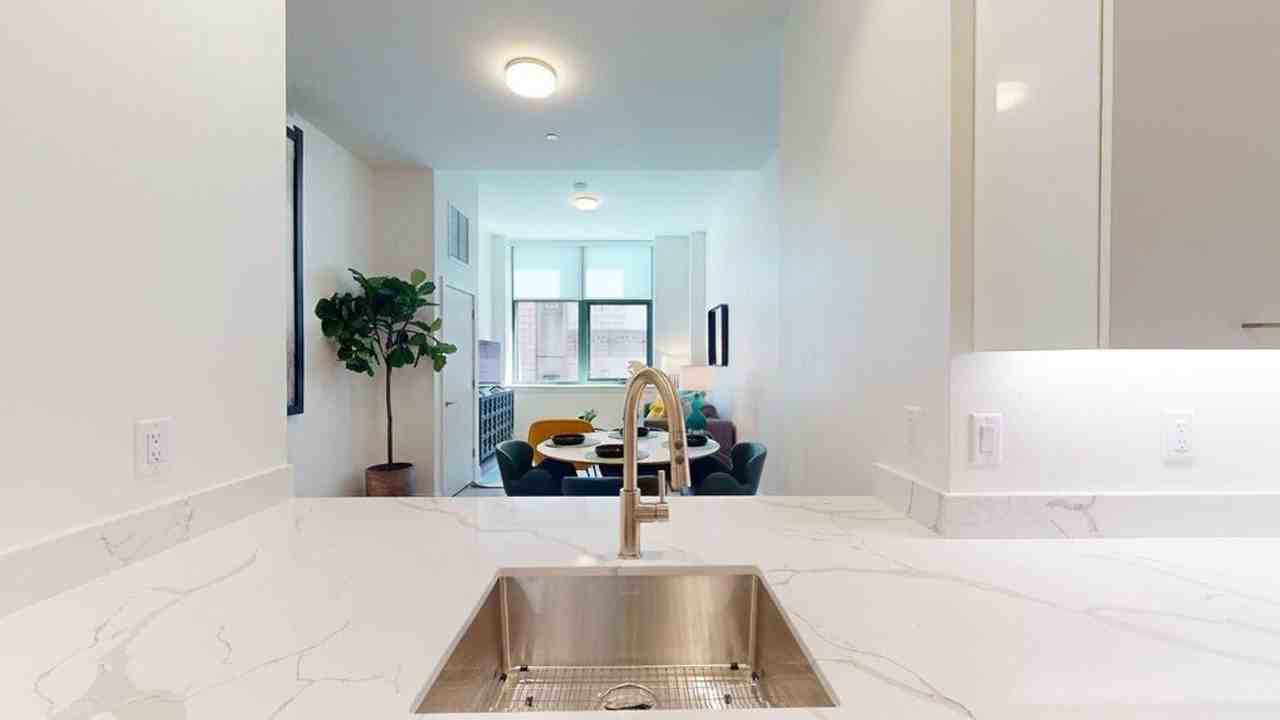 1079A Commonwealth Ave - Photo 7 of 15