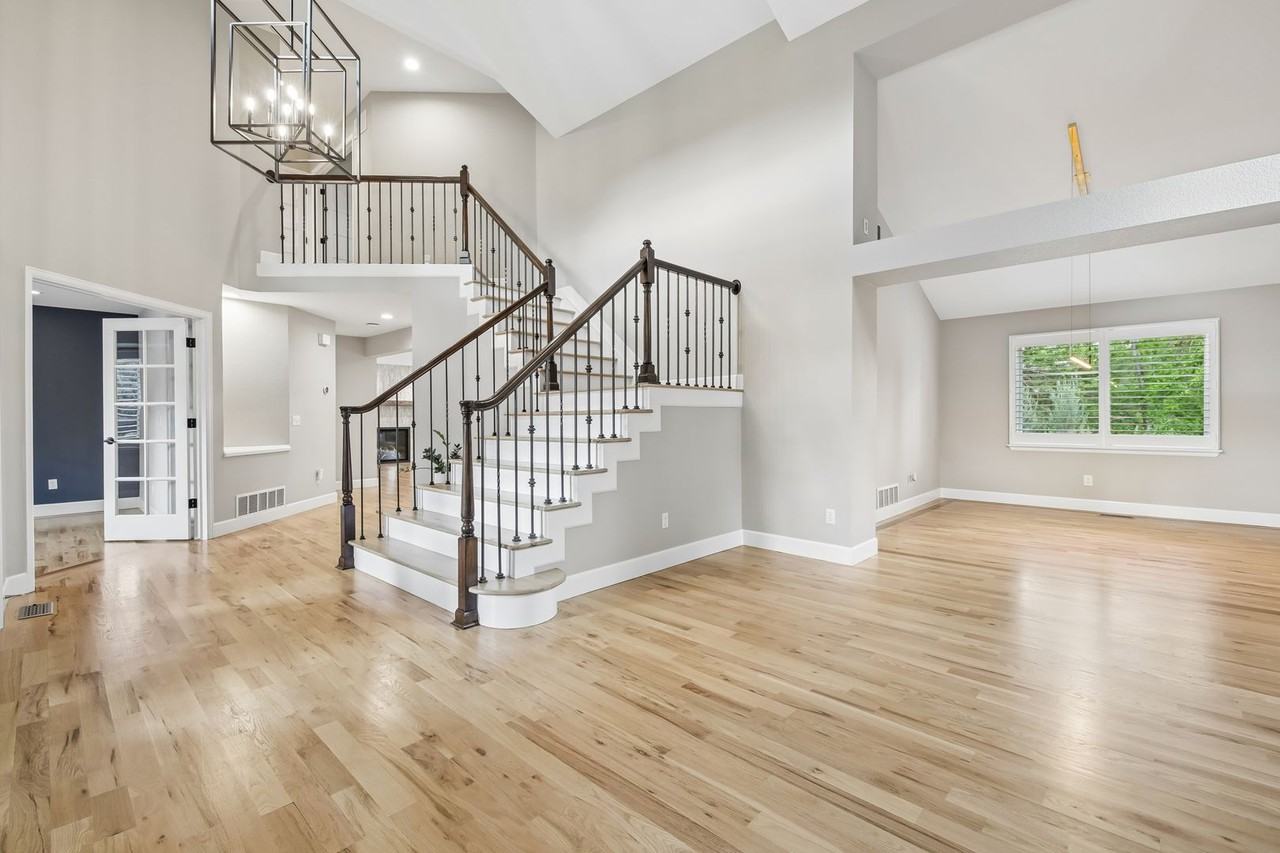5940 S Cimarron Way - Photo 5 of 47