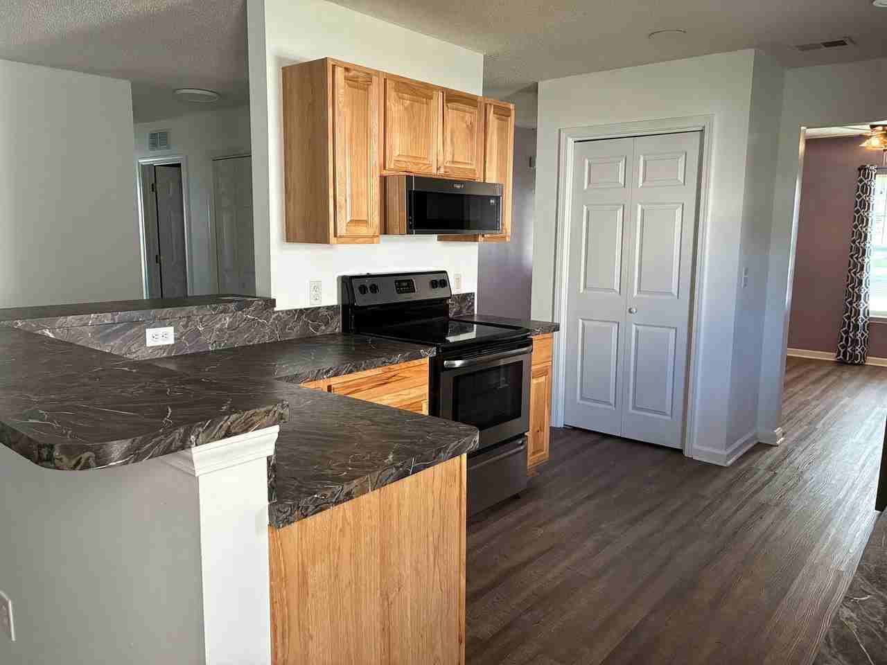 630 Glen Haven Dr - Photo 2 of 15