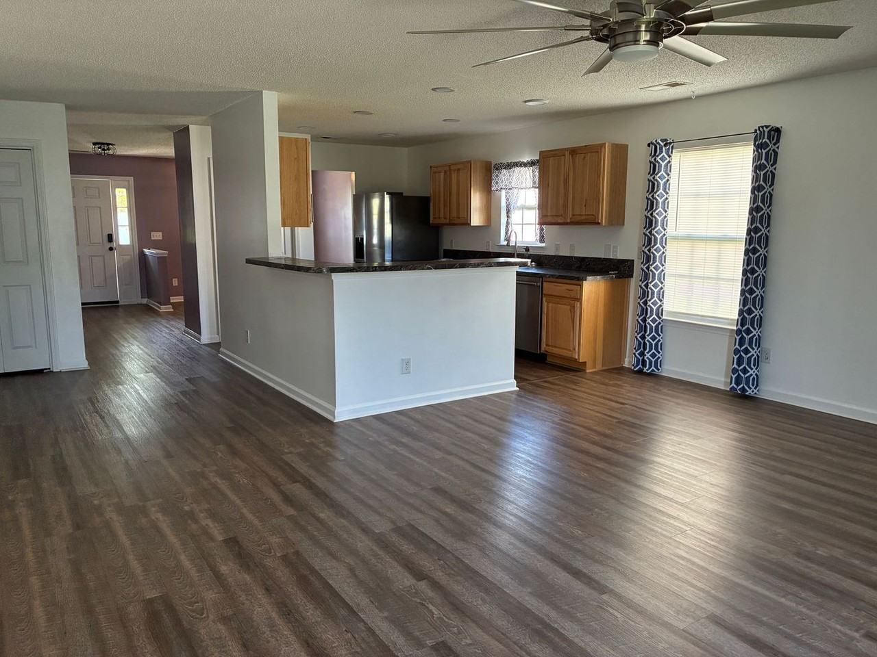630 Glen Haven Dr - Photo 4 of 15