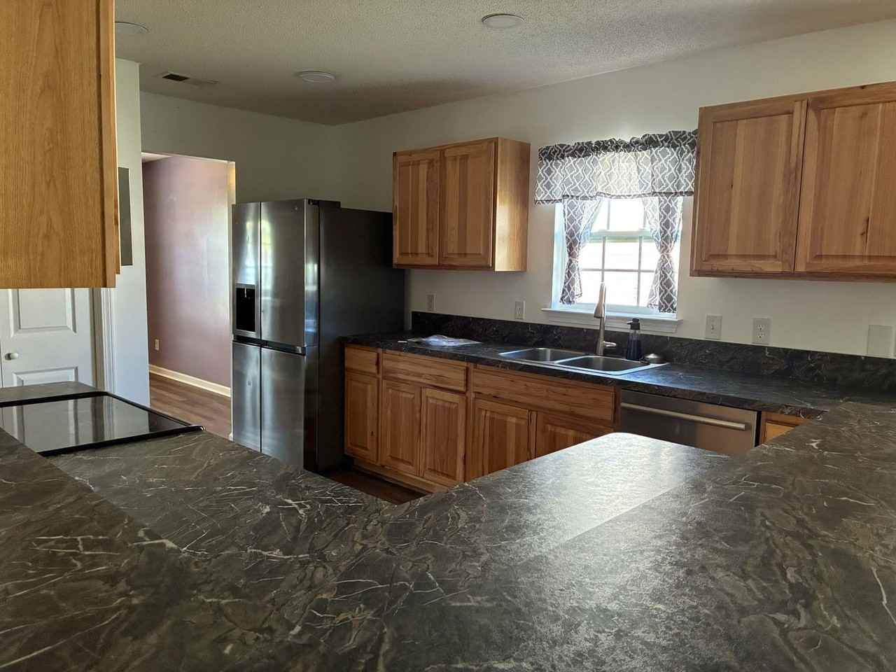 630 Glen Haven Dr - Photo 5 of 15