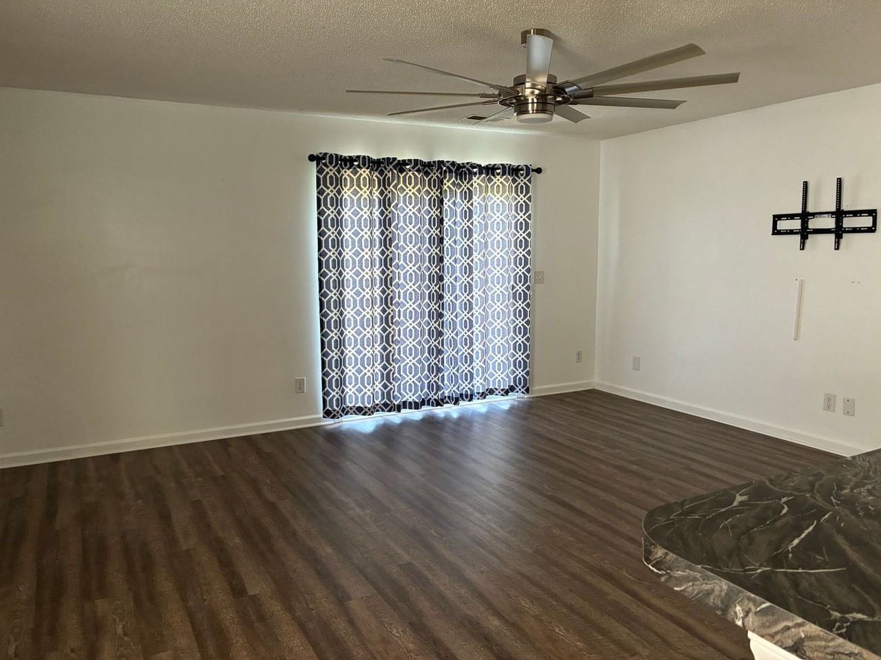 630 Glen Haven Dr - Photo 6 of 15