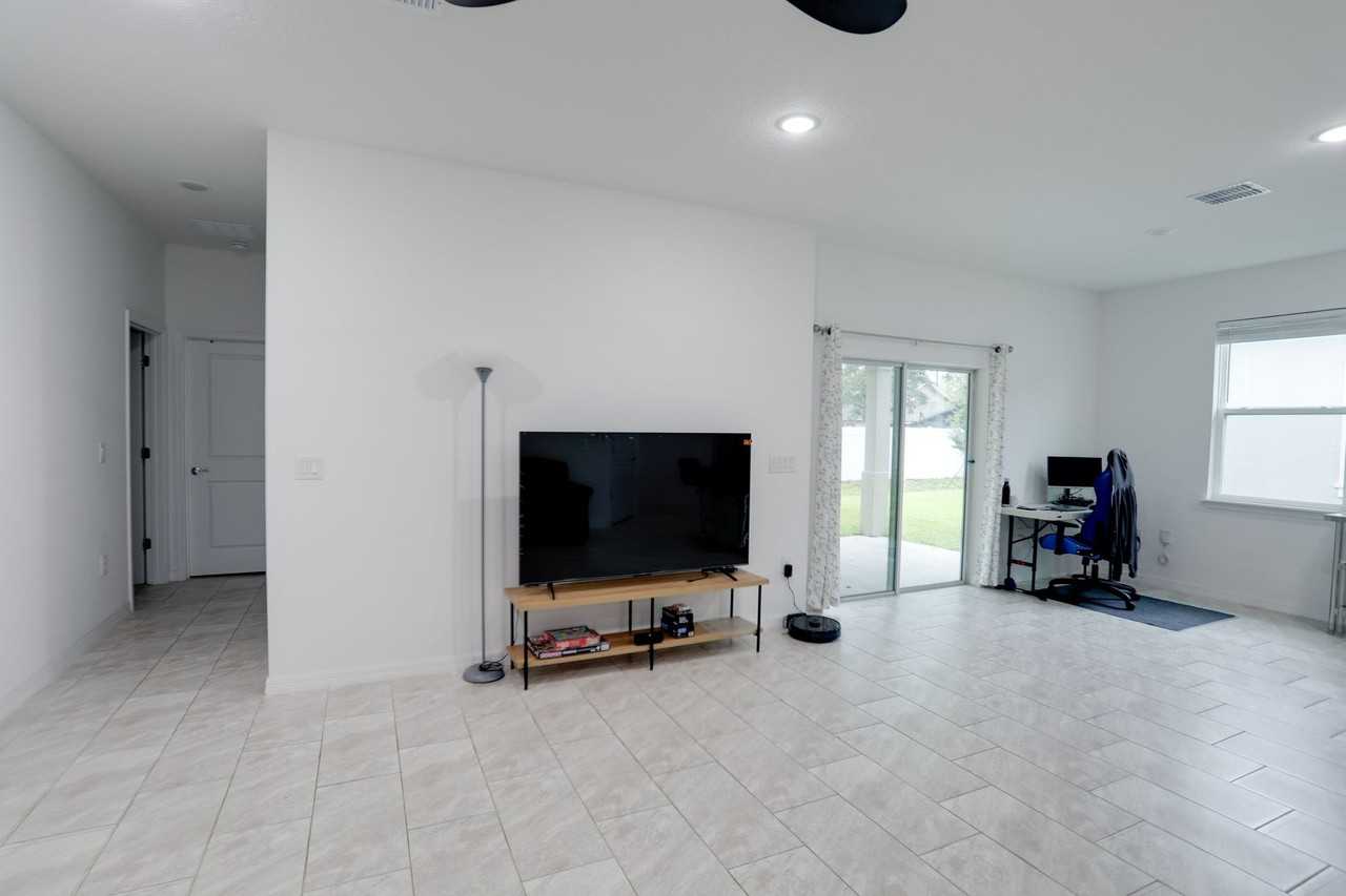 2830 Lingo Ln - Photo 6 of 27