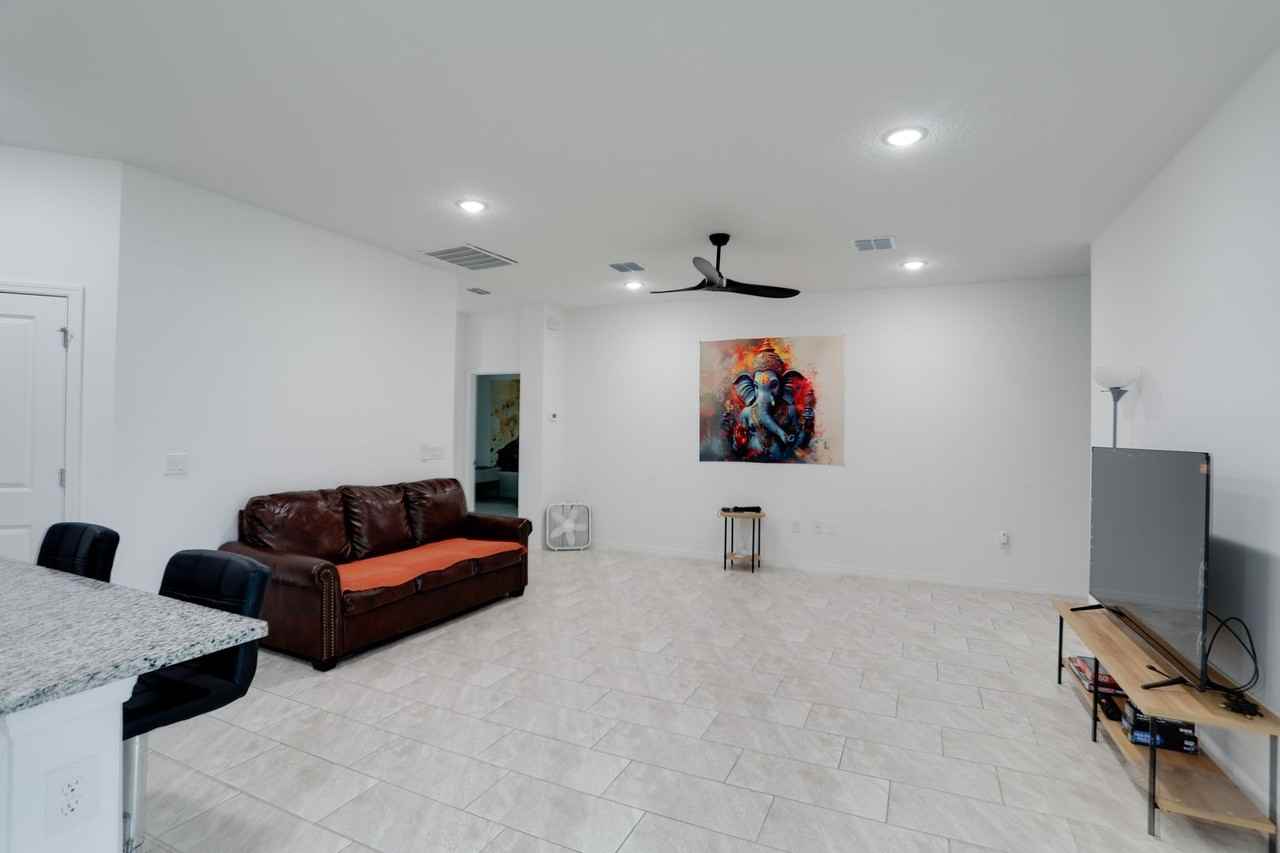2830 Lingo Ln - Photo 7 of 27