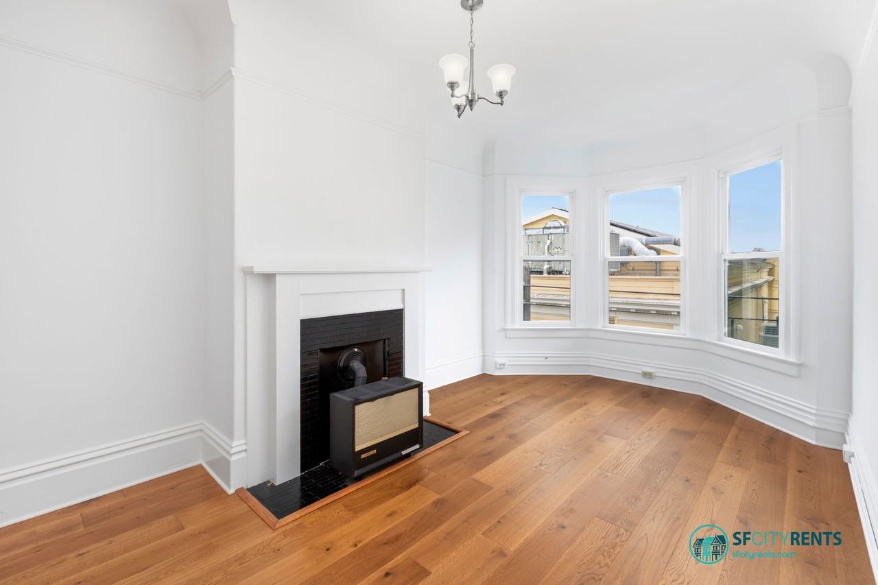 154 Clinton Park - Photo 2 of 19