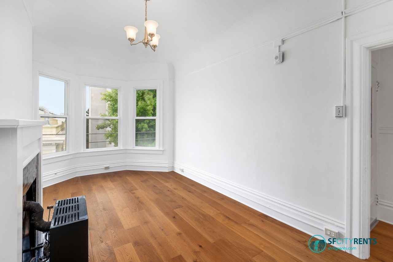 154 Clinton Park - Photo 3 of 19