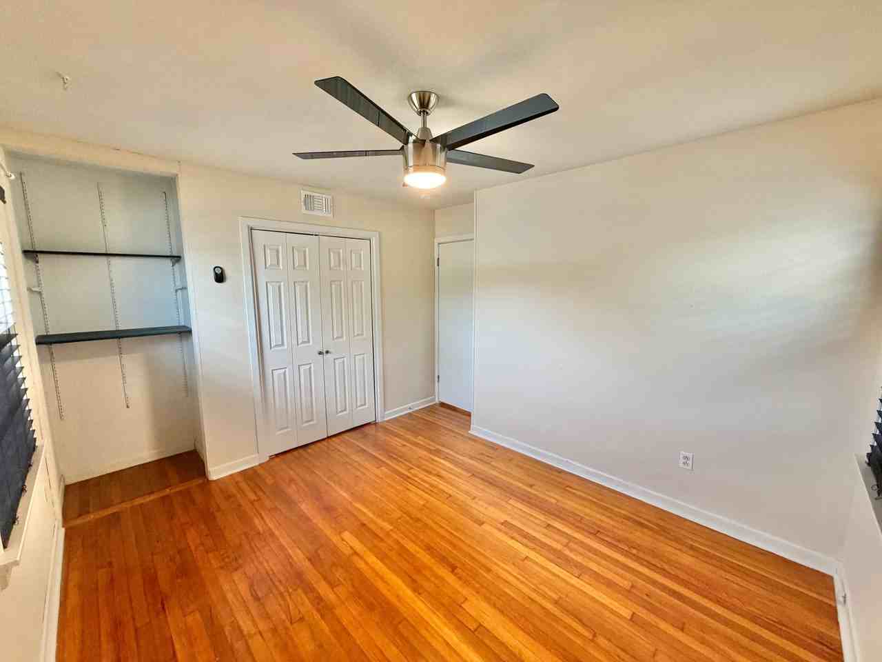 1107 S 19th St - Photo 7 of 19