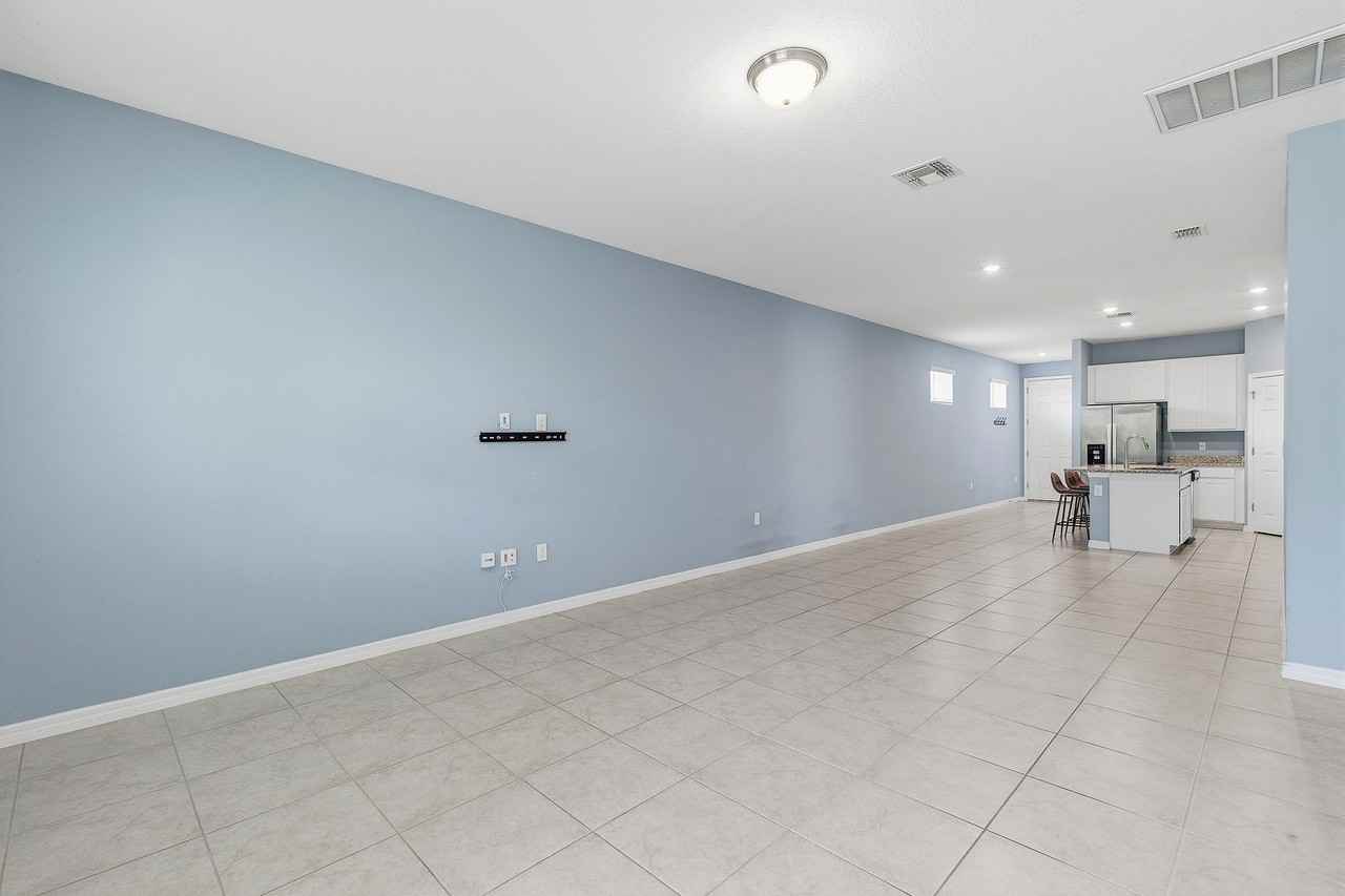 3113 Crab Trap Dr - Photo 4 of 10
