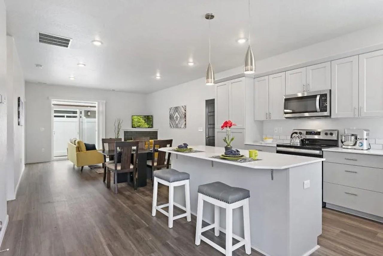 1362 E Mordyl Loop - Photo 5 of 29
