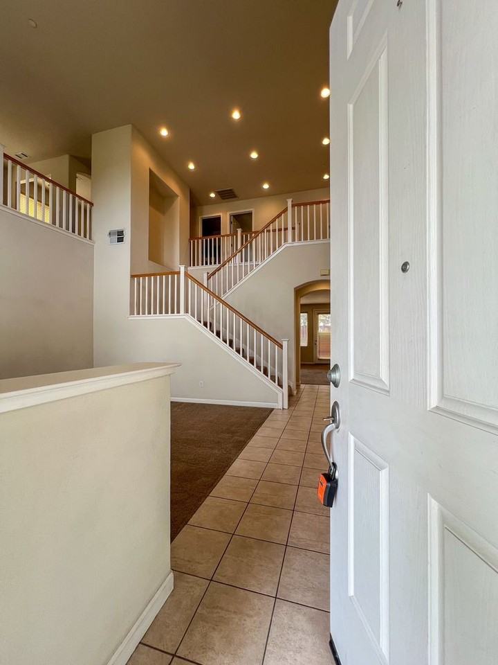 151 San Marco Way - Photo 3 of 36