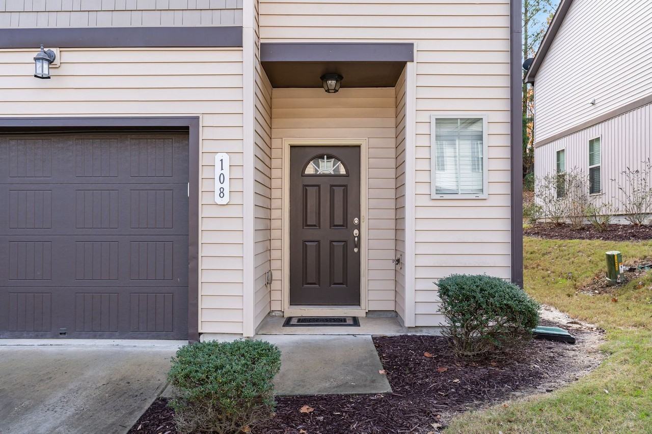 108 Bella Pl - Photo 4 of 18