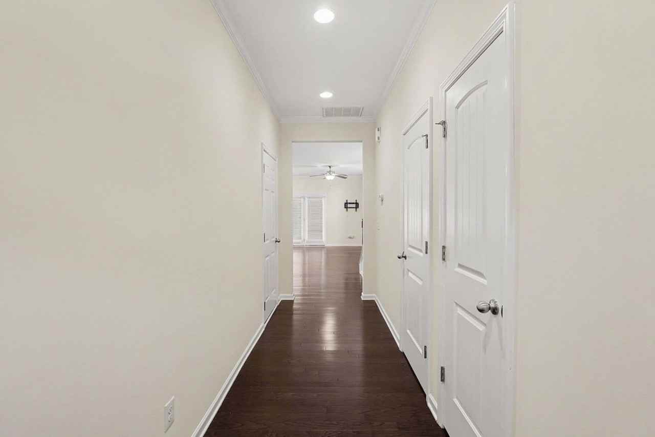 108 Bella Pl - Photo 5 of 18