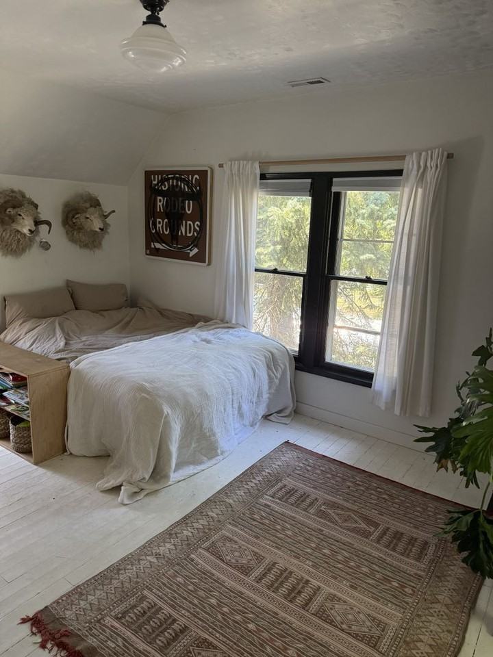 420 E Montana Ave - Photo 4 of 15