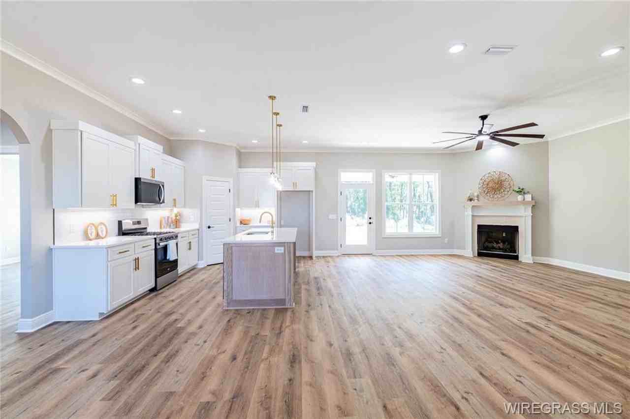 111 Mikala Ct - Photo 3 of 14