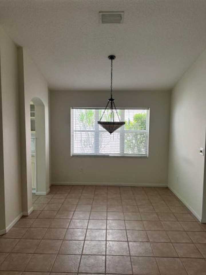 5140 Marla Dr - Photo 5 of 15