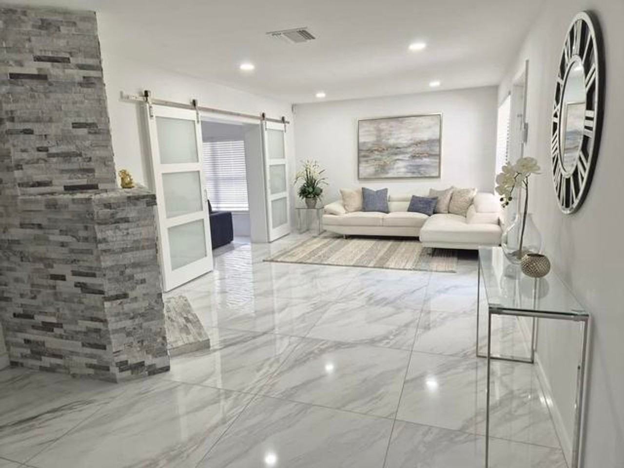 1029 Omar Rd - Photo 5 of 16