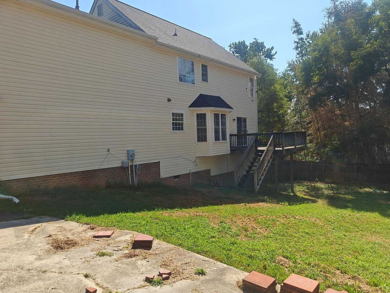 4037 Birdbrook Dr - Photo 2 of 21